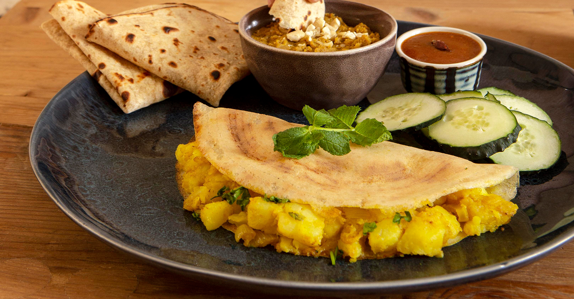 Hotel Aashraya Vrindavan